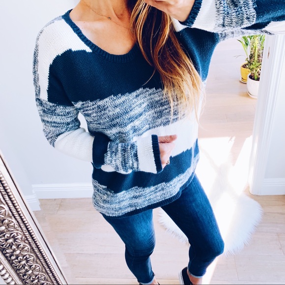 Asymmetrical Striped Marled Knit Sweater - Picture 4 of 6